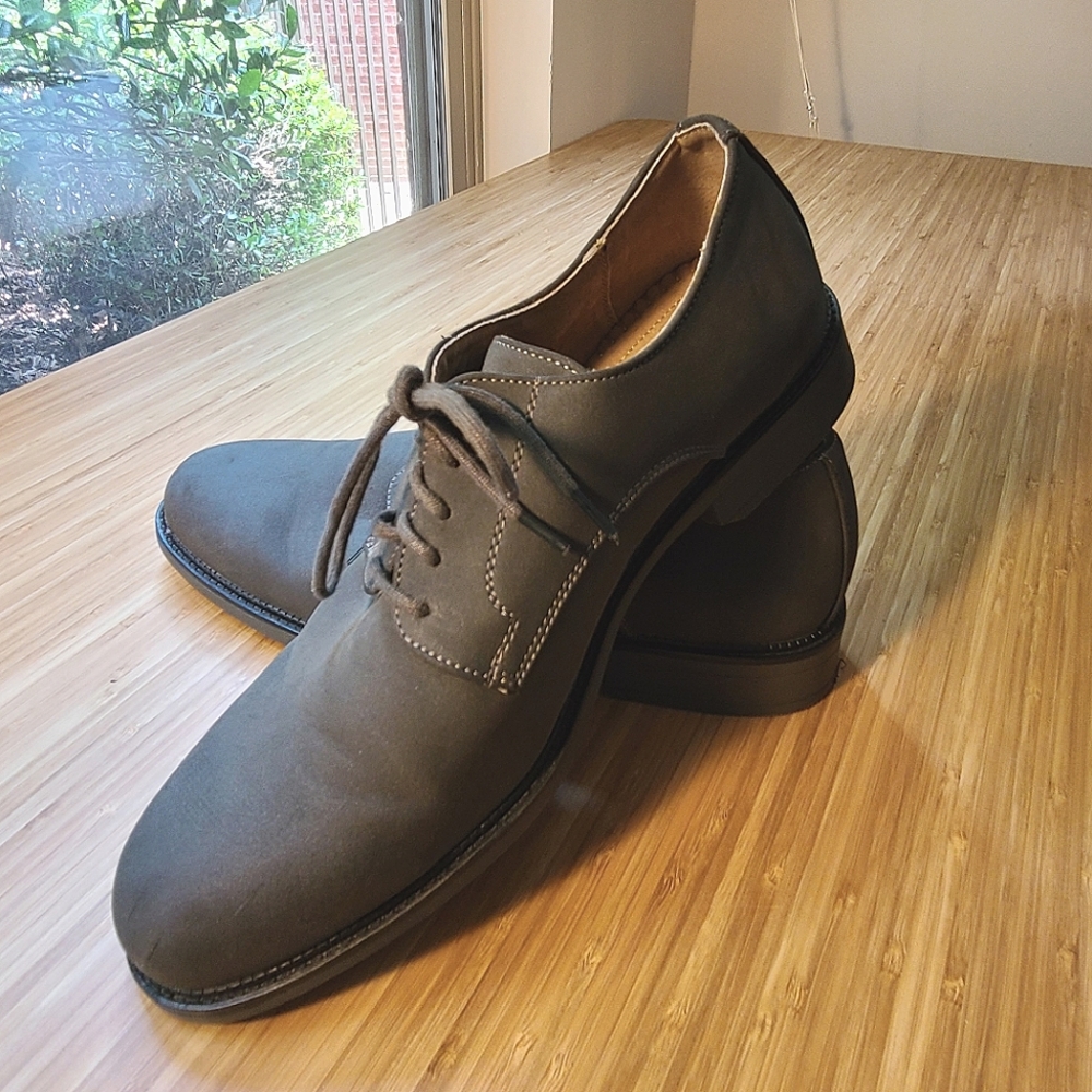 Men's Dress Shoes - Size 10, Dexter Memory Foam